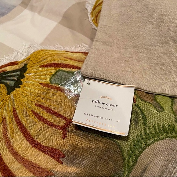 New Pottery Barn Fall Pumpkin Patch Appliqué Check Lumbar Pillow Cover, 16X26 - Picture 9 of 11